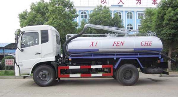 東風(fēng)天錦吸糞車