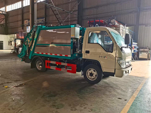 藍(lán)牌4.8方壓縮垃圾車